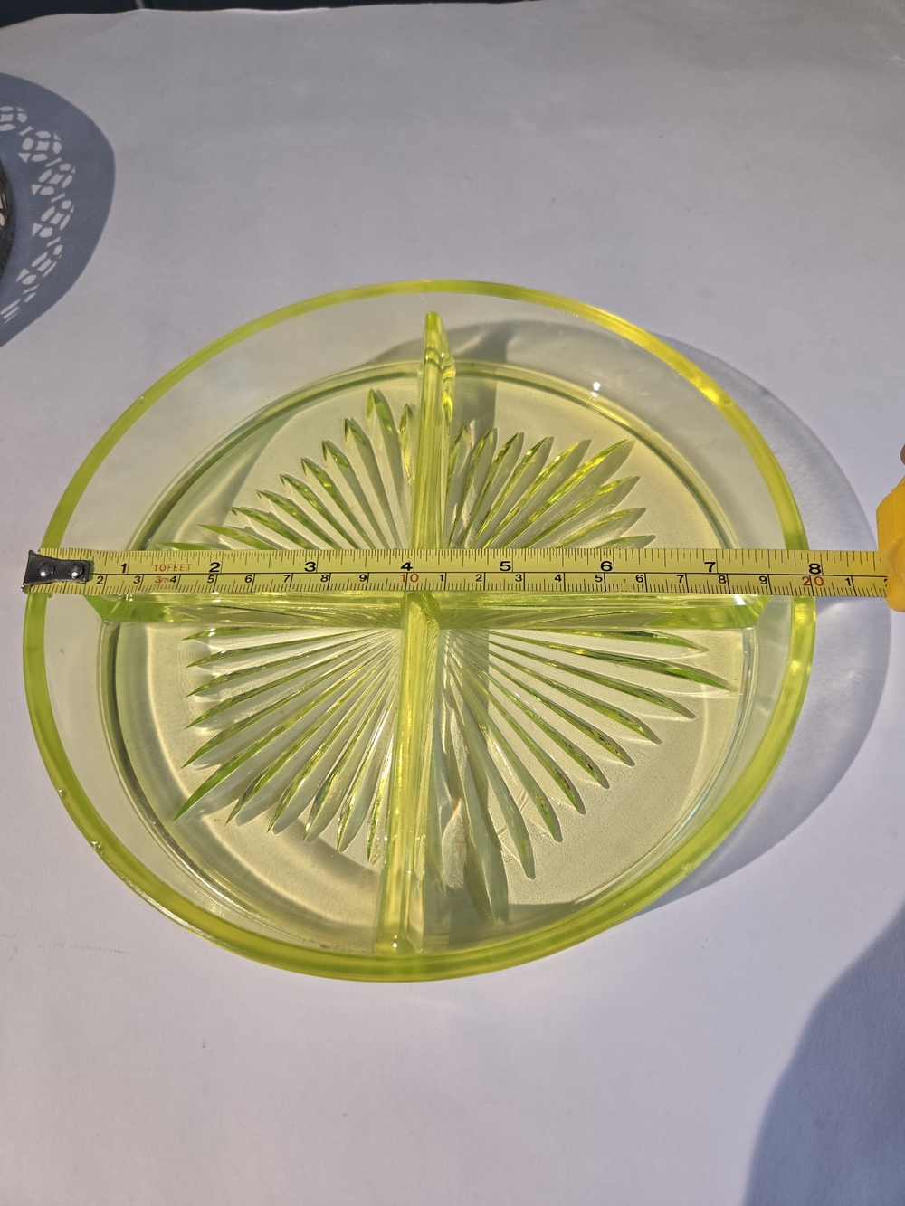 Vintage Yellow Vaseline Uranium Divided Glass Server with Metal Basket - Picture 4 of 11